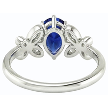 Afbeelding in Gallery-weergave laden, Vlinder Diamanten Verlovingsring Peer Ceylon Sapphire 3 Karaat