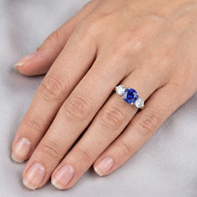 Afbeelding in Gallery-weergave laden, Vrouwen drie stenen ronde natuurlijke blauwe saffier ring 2 karaat Natuurlijke echte diamant ( niet in het laboratorium gekweekt )en