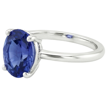 Afbeelding in Gallery-weergave laden, echte oval diamant 2karaat ring op wit