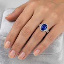 Afbeelding in Gallery-weergave laden, Witgoud 4.81 Karaat Ceylonsaffier Natuurlijke uit de aarde gewonnen Diamanten Dubbele Ringband Ring