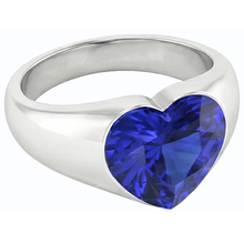 Afbeelding in Gallery-weergave laden, echte heart saffier 3karaat watch vooraanzicht