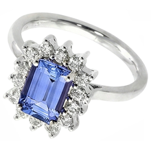 Afbeelding in Gallery-weergave laden, Witgoud 14K 7 Ct Tanzaniet en uit de aarde gewonnen Diamanten Ring Nieuw