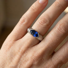 Afbeelding in Gallery-weergave laden, echte marquise saffier 1karaat ring band detail
