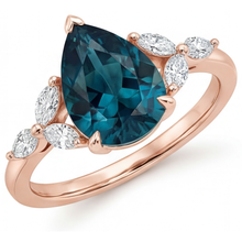 Afbeelding in Gallery-weergave laden, Elegant Alexandriet 3-Steens Ring 4 karaat – hoofdaanzicht