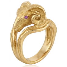Afbeelding in Gallery-weergave laden, Rond Geslepen Amethist ring in 14K Geelgoud – hoekaanzicht