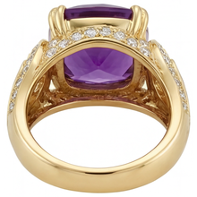 Afbeelding in Gallery-weergave laden, Cushion Slijpvorm Amethist ring in 14K Geelgoud – bovenaanzicht
