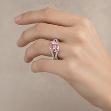 Afbeelding in Gallery-weergave laden, Perzikkleurige saffier verlovingsring 3,8 karaat natuurlijk Asscher padparadscha pavé 14k witgoud
