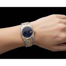 Afbeelding in Gallery-weergave laden, blauwe stok wijzerplaat gecanneleerde rand Rolex Datumjust herenhorloge tweekleurige snel ingesteld