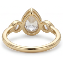 Afbeelding in Gallery-weergave laden, Diamant 3-Steens Ring 1,50-karaat 14 Karaat Geelgoud – profielaanzicht