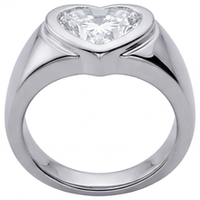 Afbeelding in Gallery-weergave laden, Diamant Hart Slijpvorm Herenring in 14K Witgoud – hoekaanzicht