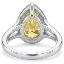 Afbeelding in Gallery-weergave laden, Halo Verlovingsring 14 Karaat Tweekleurig Goud met Fancy Gele Diamant – achteraanzicht