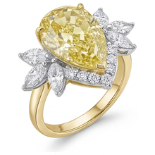 Afbeelding in Gallery-weergave laden, Fancy Gele Diamant Statement Ring 4-karaat Tweekleurig 14K Goud – hoekaanzicht