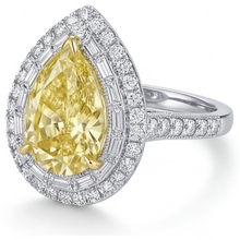 Afbeelding in Gallery-weergave laden, Halo Ring 14 Karaat Tweekleurig Goud met Gele Kanarie Diamant – zijaanzicht