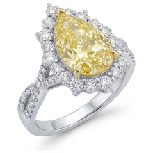 Afbeelding in Gallery-weergave laden, Met de hand vervaardigd Gele Kanarie Diamant Halo Zetting Ring 3,75 karaat – zijaanzicht