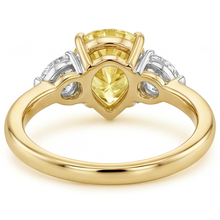 Afbeelding in Gallery-weergave laden, Gele Kanarie Diamant Statement Ring 1-karaat Tweekleurig 14K Goud – profielaanzicht