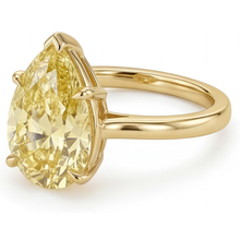 Afbeelding in Gallery-weergave laden, Gele Kanarie Diamant Statement Ring 2-karaat 14K Geelgoud – profielaanzicht