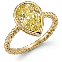 Afbeelding in Gallery-weergave laden, Statement Ring 14K Geelgoud met Gele Kanarie Diamant – vooraanzicht
