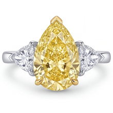 Afbeelding in Gallery-weergave laden, Drie-Steen Ring Tweekleurig 14K Goud met Kanariegele Diamant – vooraanzicht