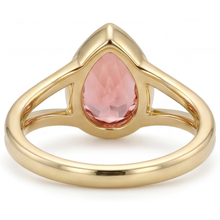 Afbeelding in Gallery-weergave laden, Perzikkleurige saffier 2 karaat echte peervormige padparadscha lunette solitairering 14k geelgoud