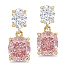 Afbeelding in Gallery-weergave laden, Labgekweekte roze diamanten oorhangers 4 karaat kussenslijpsel met ovale bovenzijde 14k geelgoud