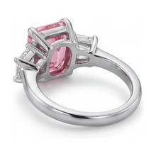 Afbeelding in Gallery-weergave laden, Roze Diamanten Verlovingsring 4 Karaat Smaragdslijpsel