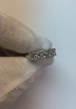 Video laden en afspelen in Gallery-weergave, 2,50 karaat vijf stenen prinses geslepen diamanten ring massief wit goud Nieuw