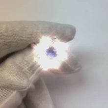 Video laden en afspelen in Gallery-weergave, Gouden Halo Diamanten Ring Blauwe Ronde Saffier Bloem Stijl 4.50 Karaat