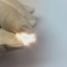 Video laden en afspelen in Gallery-weergave, Ronde F Vs1 Ideal Cut Diamond Earring 0,60 karaat hendel terug WG 14K