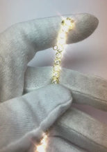 Video laden en afspelen in Gallery-weergave, Dames ronde briljant geslepen diamanten tennisarmband 6 karaat