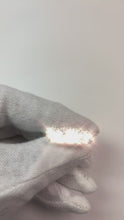 Video laden en afspelen in Gallery-weergave, 2,50 karaat ronde diamanten damesjubileumring wit goud 14K
