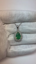 Video laden en afspelen in Gallery-weergave, Groene smaragd hanger ketting met diamanten