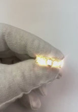 Video laden en afspelen in Gallery-weergave, 2,50 karaat vijf stenen prinses geslepen diamanten ring massief wit goud Nieuw