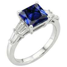 Afbeelding in Gallery-weergave laden, prinses geslepen saffier ring met taps toelopende baguettes 4,50 karaat goud 14K