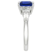 Afbeelding in Gallery-weergave laden, prinses geslepen saffier ring met taps toelopende baguettes 4,50 karaat goud 14K