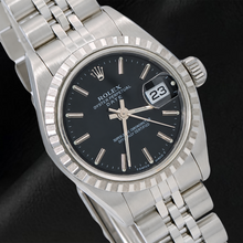 Afbeelding in Gallery-weergave laden, Rolex Date 6924 26mm Horloge met Zwarte Wijzerplaat met Streepindexen, Roestvrij Staal en Jubilee-armband