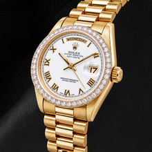 Afbeelding in Gallery-weergave laden, Rolex Day-Date 18038 36mm Witte Romeinse Wijzerplaat Geelgoud Horloge