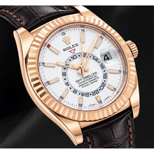 Afbeelding in Gallery-weergave laden, Rolex Sky-Dweller 326135 42mm Witte Wijzerplaat Roségoud en Bruine Leren Band Horloge