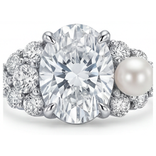 Afbeelding in Gallery-weergave laden, Zuid-Zee Parel Solitaire Ring met Accenten – vooraanzicht