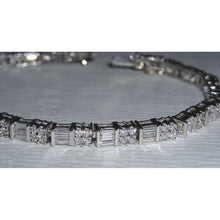 Afbeelding in Gallery-weergave laden, 10 karaat Echt Diamanten Tennisarmband Witgouden Baguettes