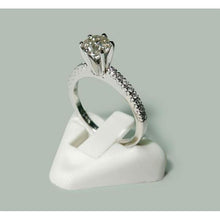 Afbeelding in Gallery-weergave laden, 1,35 karaat ronde diamanten jubileumring 14K witgoud - harrychadent.nl