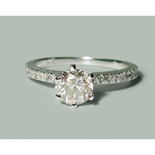 Afbeelding in Gallery-weergave laden, 1,35 karaat ronde diamanten jubileumring 14K witgoud - harrychadent.nl