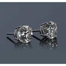 Afbeelding in Gallery-weergave laden, 1,50 karaat ronde diamanten witgouden 14k stud earring