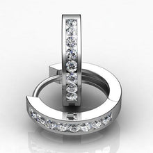 Afbeelding in Gallery-weergave laden, 1,9 ct ronde kanaal set diamanten hoepel oorbel - harrychadent.nl