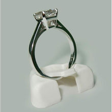 Afbeelding in Gallery-weergave laden, 1.50 karaat prinses diamanten solitaire verlovingsring wit goud