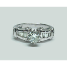 Afbeelding in Gallery-weergave laden, echte baguette diamant 1.50karaat ring vooraanzicht