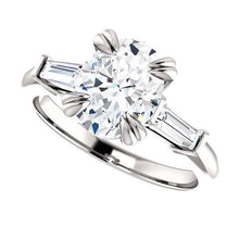 Afbeelding in Gallery-weergave laden, 2 karaat ovaal centrum diamant 3 stenen verlovingsring 14K witgoud - harrychadent.nl