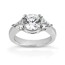 Afbeelding in Gallery-weergave laden, 2,25 ct. Diamanten drie stenen verlovingsring wit goud - harrychadent.nl