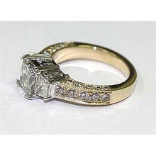Afbeelding in Gallery-weergave laden, 2.75 karaat drie stenen diamanten ring met accenten tweekleurig 14K - harrychadent.nl