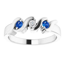 Afbeelding in Gallery-weergave laden, 3 stenen ring 0,90 karaat diamant Ceylon blauwe saffier wit goud 14K - harrychadent.nl
