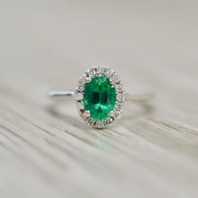 Afbeelding in Gallery-weergave laden, 3.2 ct ovaal geslepen groene smaragd diamanten trouwring wit goud 14k - harrychadent.nl